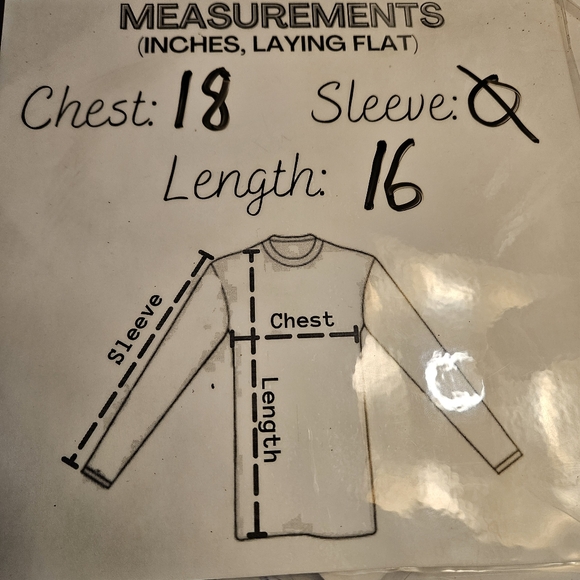 Stylish White Buttoned Top - Picture 12 of 12